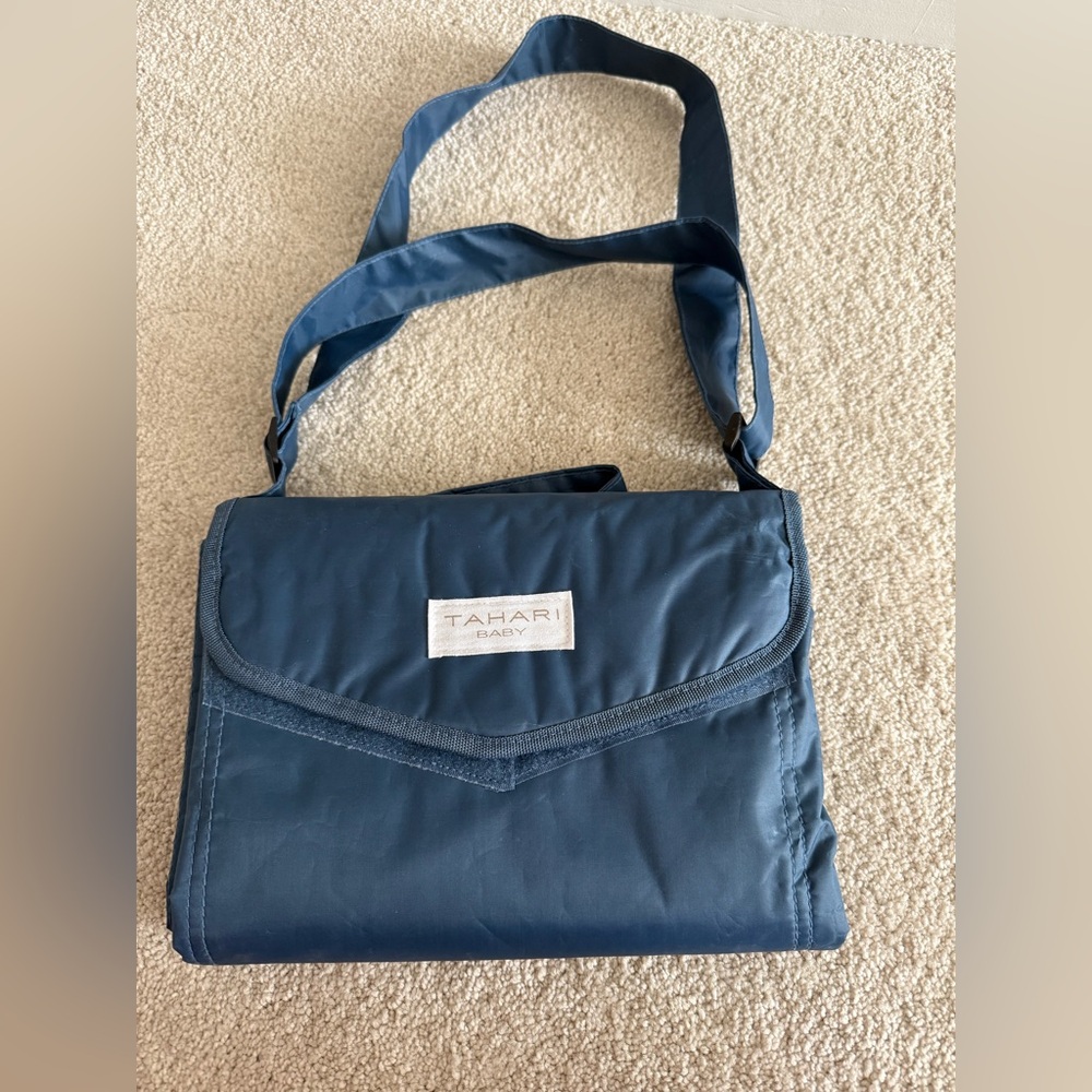 Tahari baby waterproof play mat